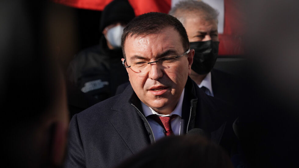 Ангелов: Няма основание за удължаване на работното време на ресторантите на Нова година