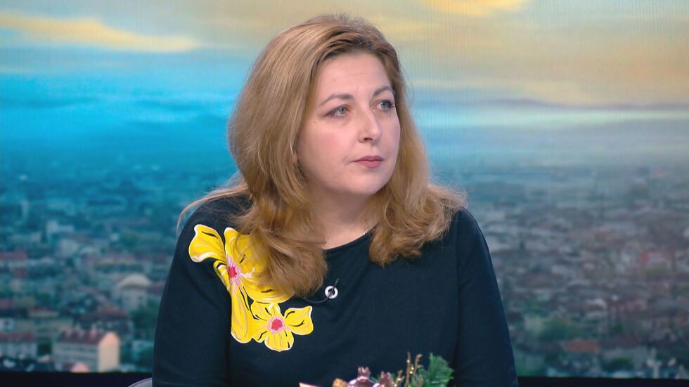 Доц. Нина Янчева: Новият щам на коронавируса не обезсмисля ваксината