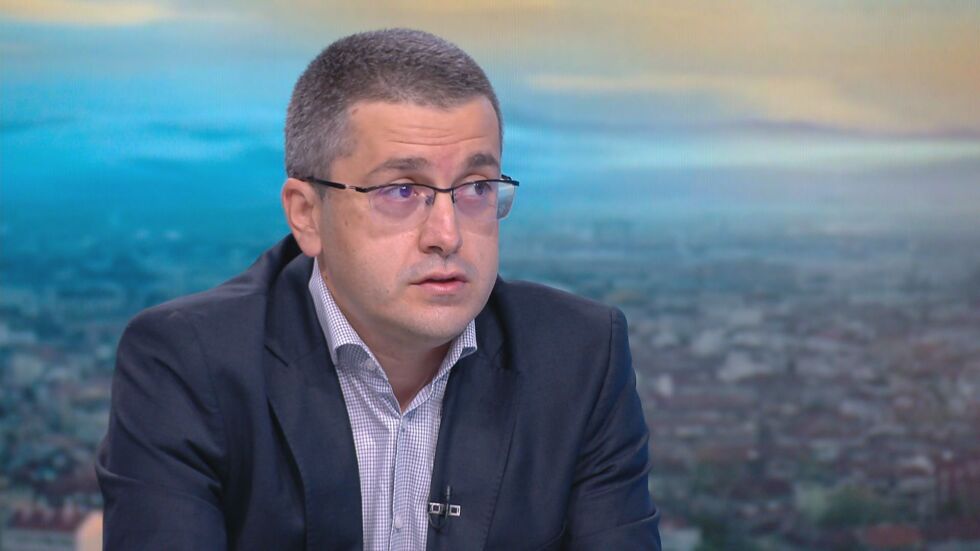 Доц. Красимир Минкин: Хората над 40 г. е добре  да се ваксинират