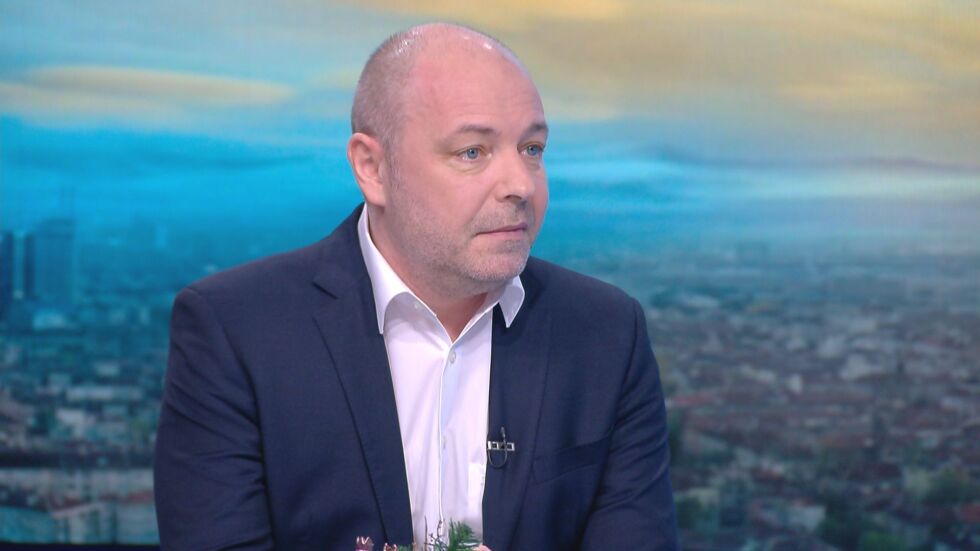 Проф. Габровски: Няма да се справим с коронавируса без ваксина