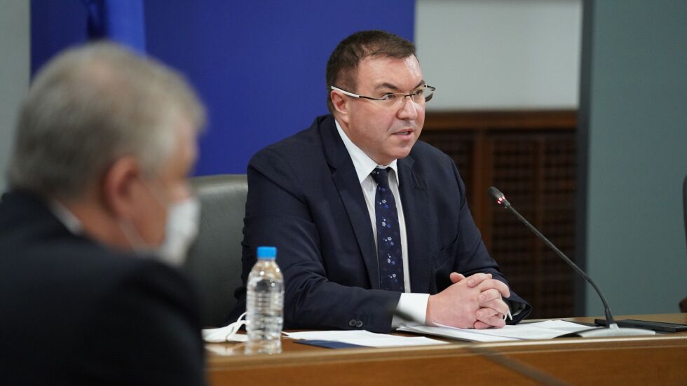 Ангелов: Излекуваните от COVID-19 през последните 7 дни са три пъти повече от заболелите