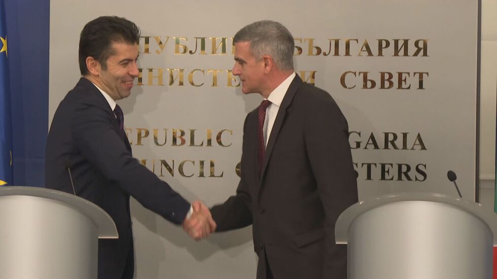 Това са думите, които подпалиха войната между Кирил Петков и Стефан Янев
