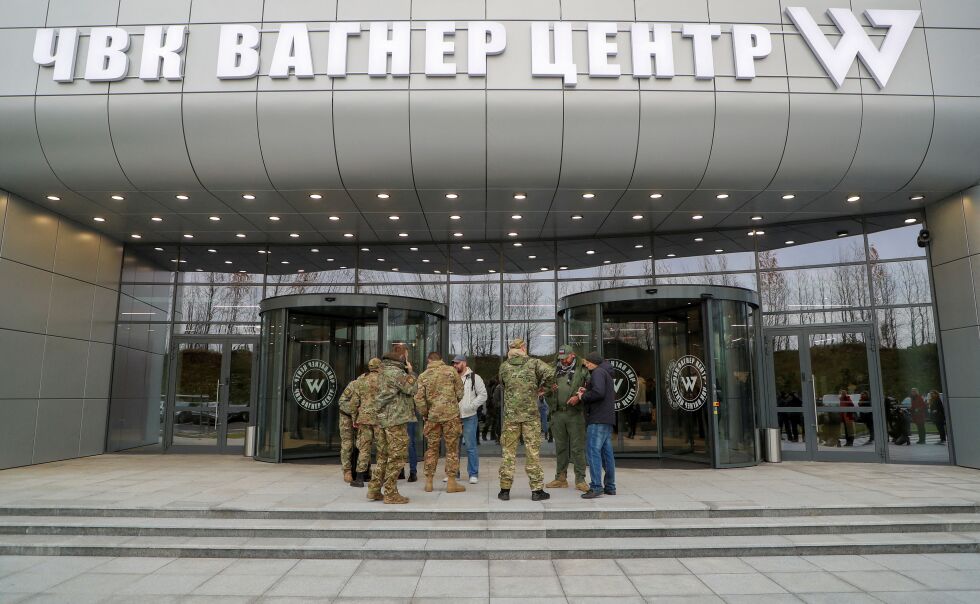 Пригожин обяви, че Бхамут е изцяло под руски контрол, а „Вагнер“ се изтегля