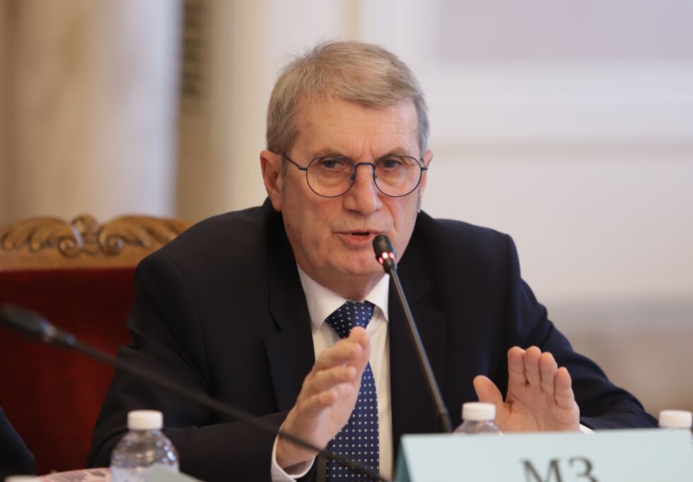 Хинков за освободения директор на „Пирогов“: Финансовата загуба на болницата е 31 408 000 лв. 