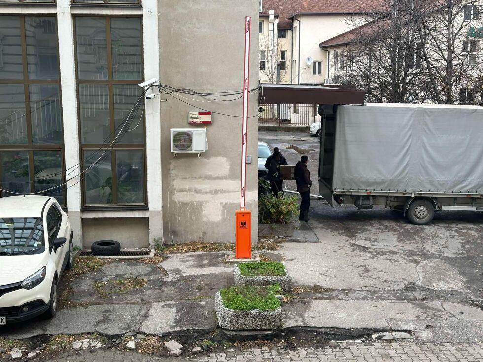 Агенция обяви затруднения в работата заради преместването от „Врабча“ 23