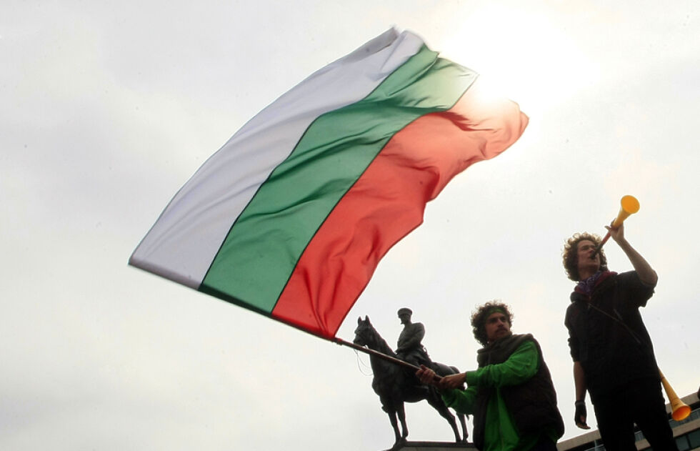 Накърнени от народния гняв, синдикатите в ЕРП-тата готвят протест