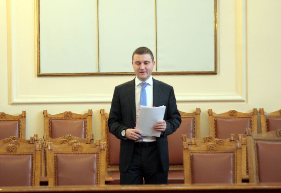 Горанов: Дебатът за великденските добавки не е приключил