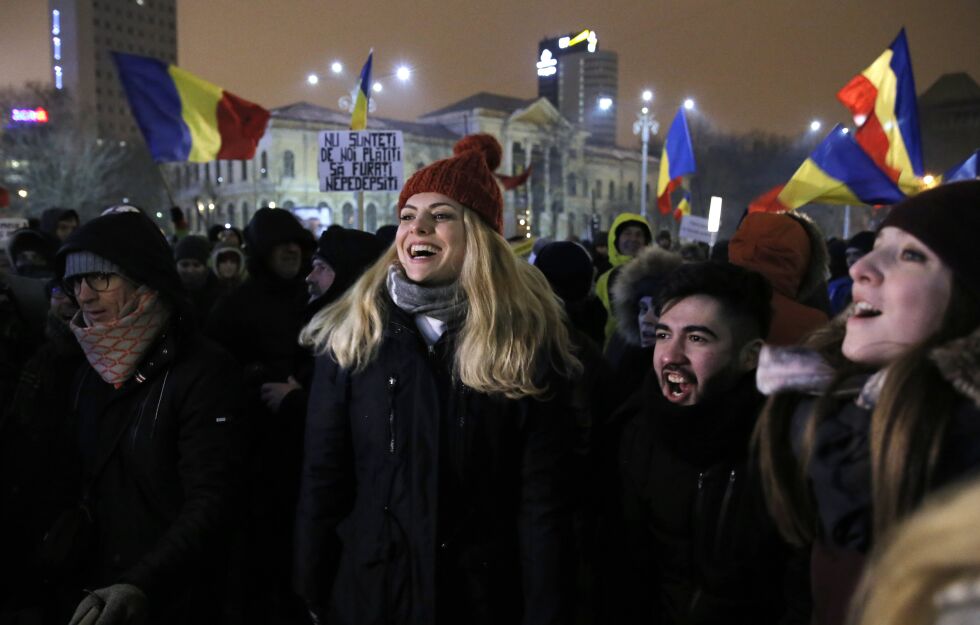 При минус 7: Хиляди протестираха срещу правителството в Румъния 