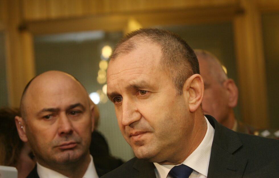 Румен Радев: В сделката за ЧЕЗ става въпрос за скрито придобиване на дружеството