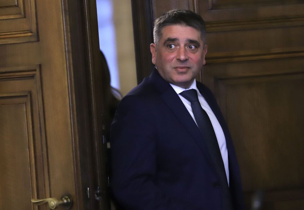 Данаил Кирилов: Очакваме документите от прокуратурата за екстрадицията на Божков