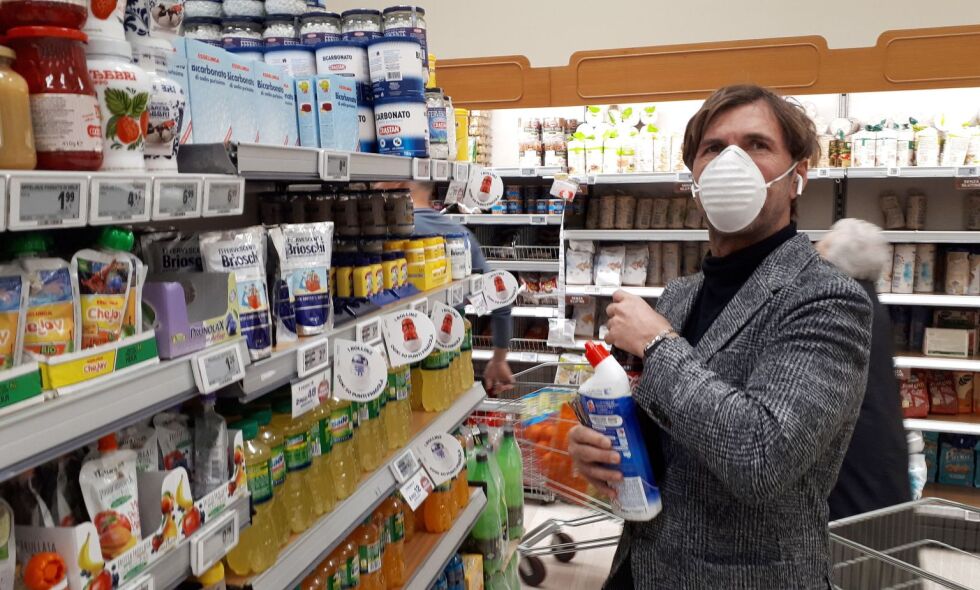 Сънародниците ни в Италия за коронавируса: Има паника 