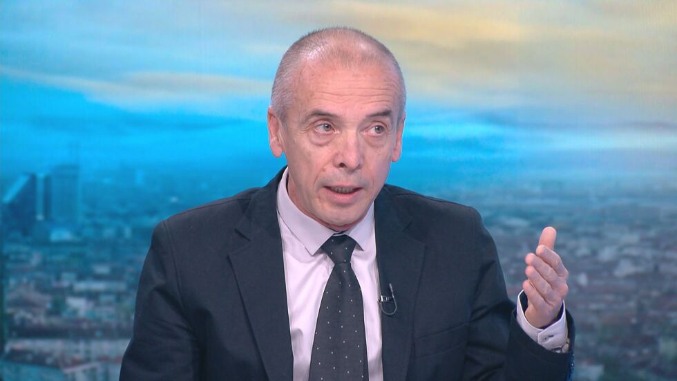 Доц. Мангъров: В следващите дни ще се появят първите случаи на коронавирус у нас
