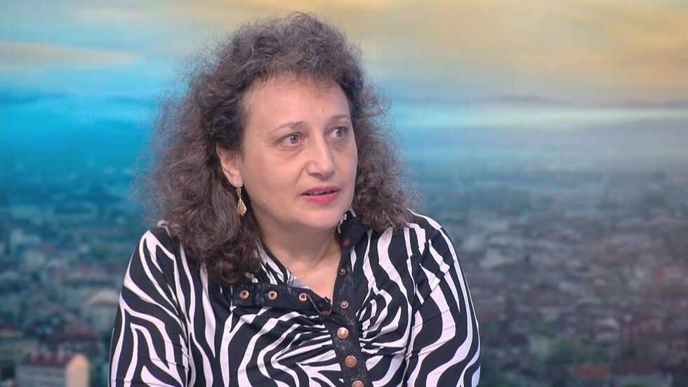 Д-р Чобанова: Има указания ваксината на „АстраЗенека“ да не се слага на хора над 55 г.