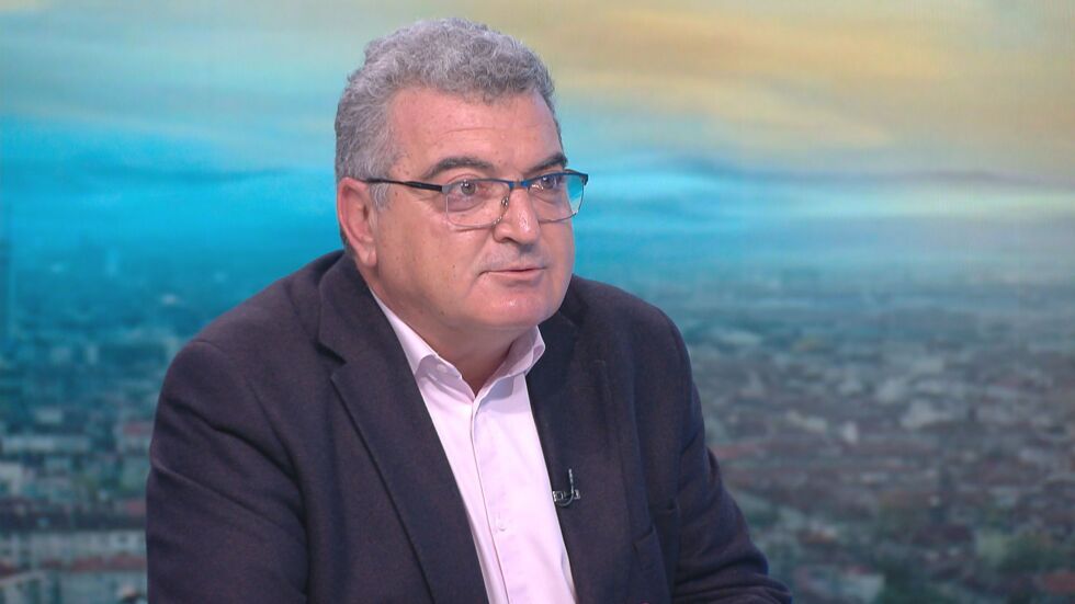 Д-р Данчо Пенчев: София отново е в червената зона, може да върнем ограниченията