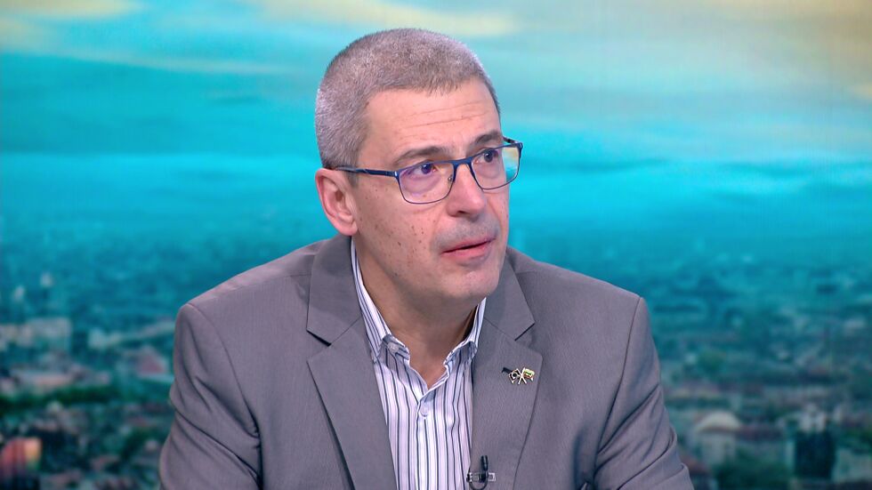 Проф. Гетов: Потребността от ваксини се оказа повече от възможностите на производителите