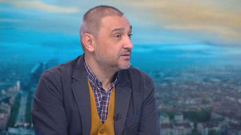 Проф. Чорбанов: "Зелените коридори" за ваксинация са другото име на хаоса