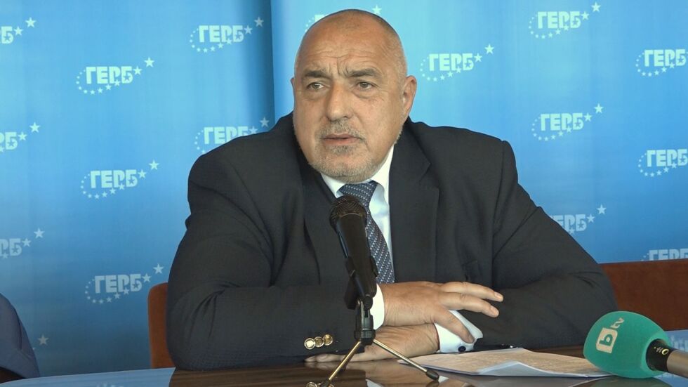 Бойко Борисов и членове на ГЕРБ са задържани при операция на ГДНП