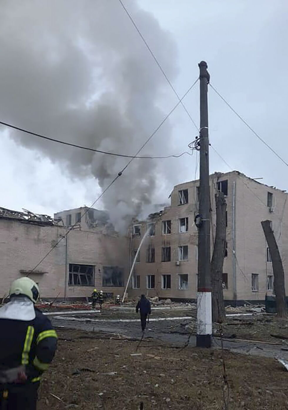 Дете загина при обстрел на блок в Харков