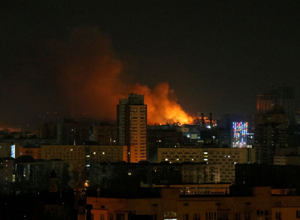 Трета сутрин Киев е разтърсен от взривове и обстрел
