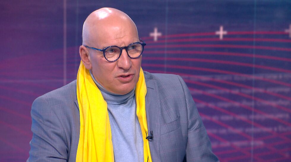 Хампарцумян: Гражданите на Русия ще видят рязко обезценяване на рублата