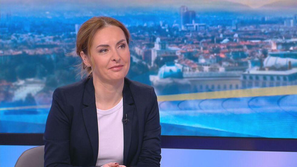 Кремена Кунева: Парламентът е като гладиаторска арена, но нека битките да са за идеи