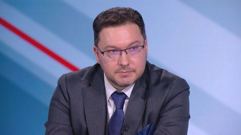 Митов: България може да влезе в сивия списък на държавите, които не се справят с прането на пари 