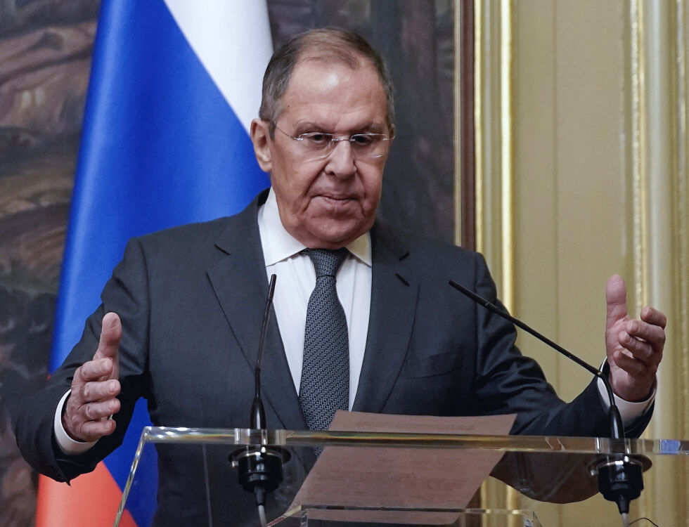 Лавров: Русия отхвърля примирието в Украйна