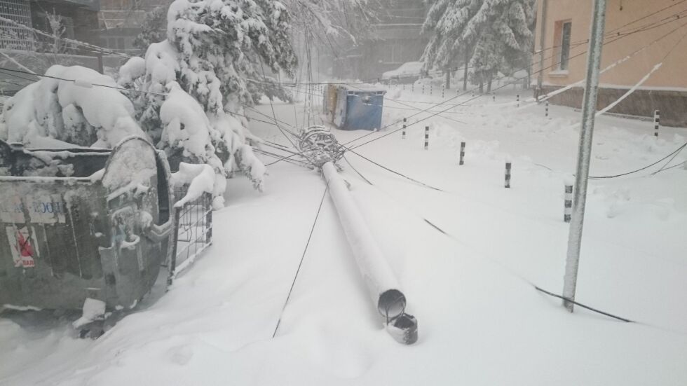 657 населени места са без ток