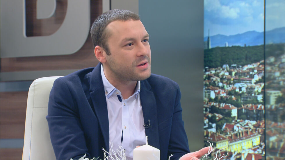 По следите на терора: Репортерът Петър Нанев за атентата в Истанбул