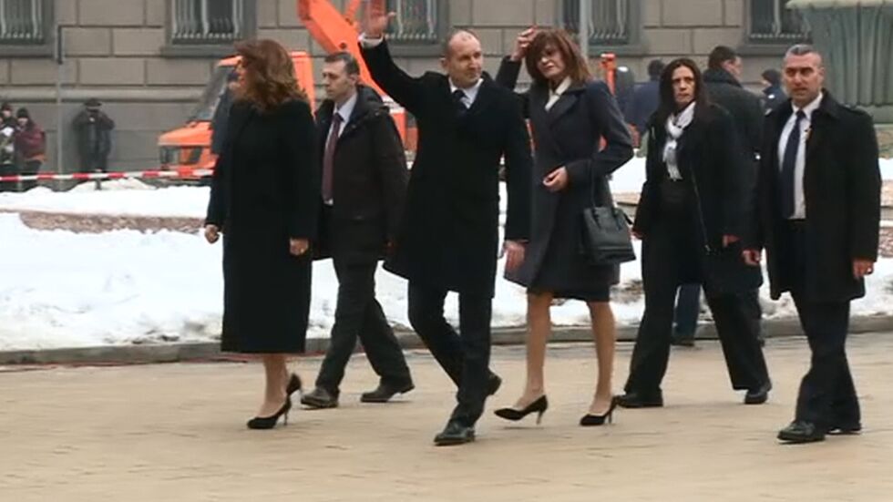 Експерт по протокол: Да се порадваме, че имаме първа дама