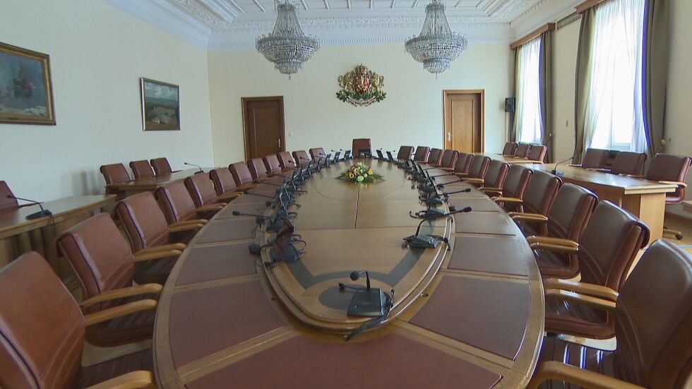 Петък – денят на предаването на властта