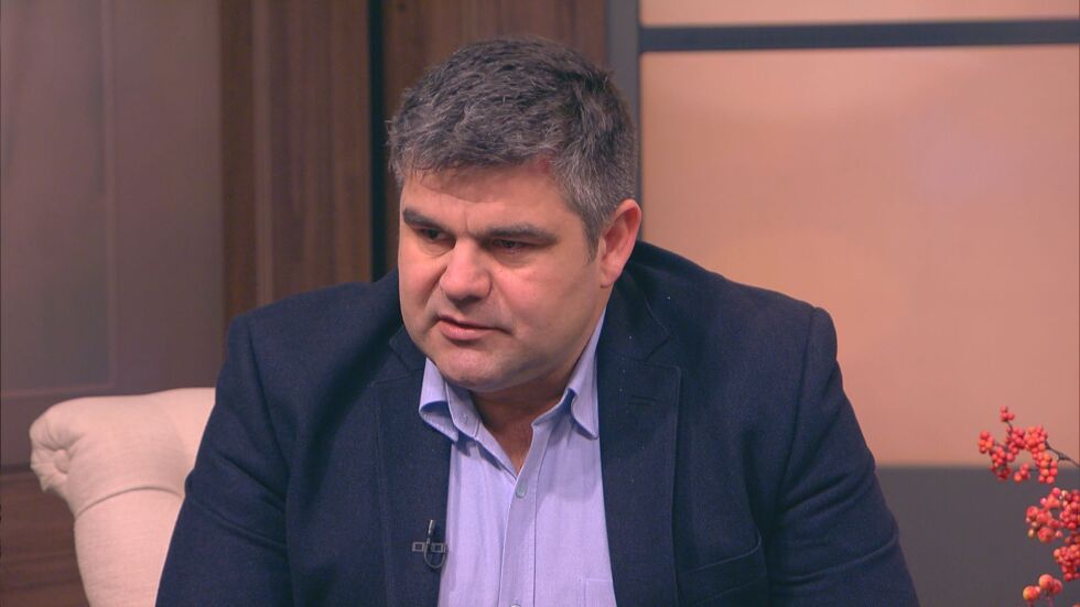 Разследват Папалезов за участие в ОПГ, пране на пари и престъпления срещу правосъдието