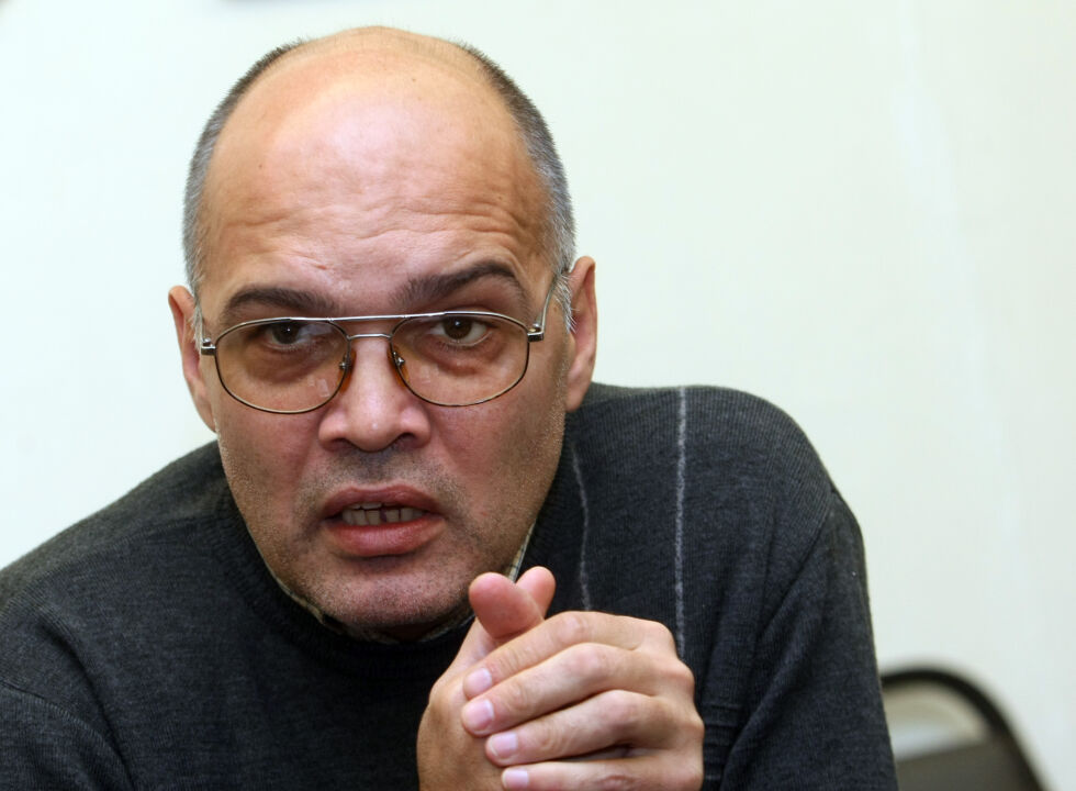 Тихомир Безлов: И без хазартния бизнес Божков може да финансира „Левски“