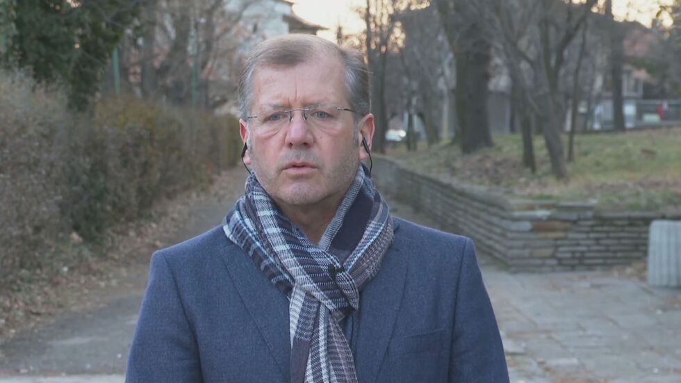 Адвокат Екимджиев: Готви се повдигане на обвинение срещу Кирил Петков