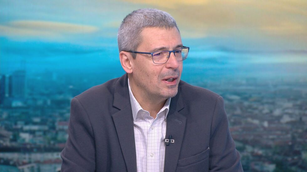 Проф. Илко Гетов: Мерките не трябва да се разпускат до масовото ваксиниране