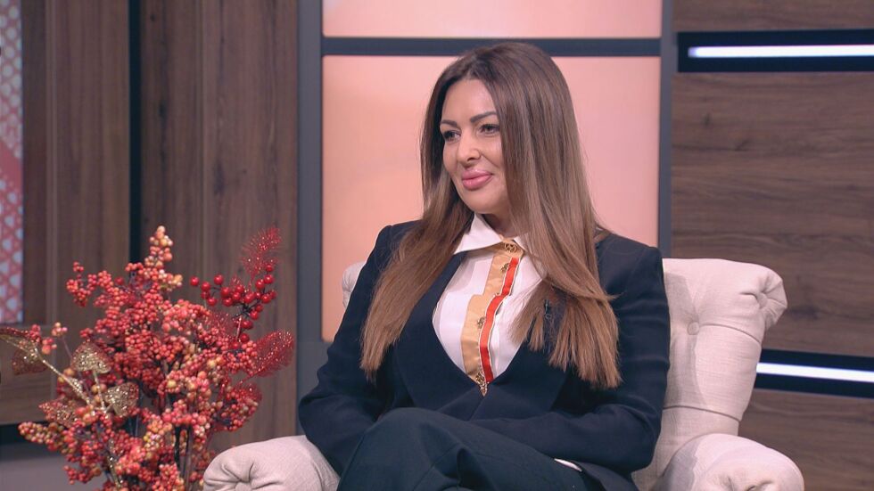 Първата ваксинирана с препарата на "Модерна": Ще продължа да спазвам строгите мерки