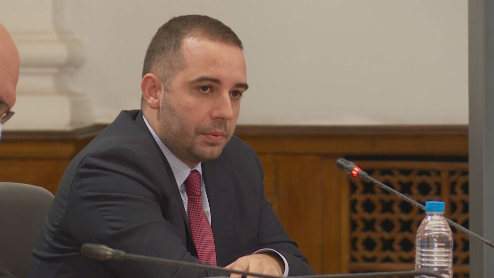 Кирилов: 14 040 дози от ваксината на „Пфайзер” ще пристигнат следващата седмица  