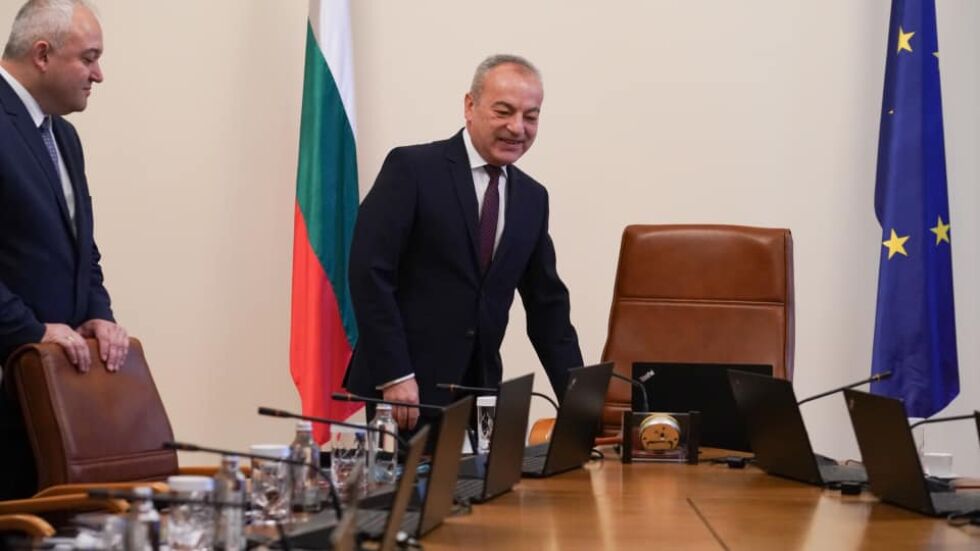 Гълъб Донев: В нашето правителство няма артисти, а министри 