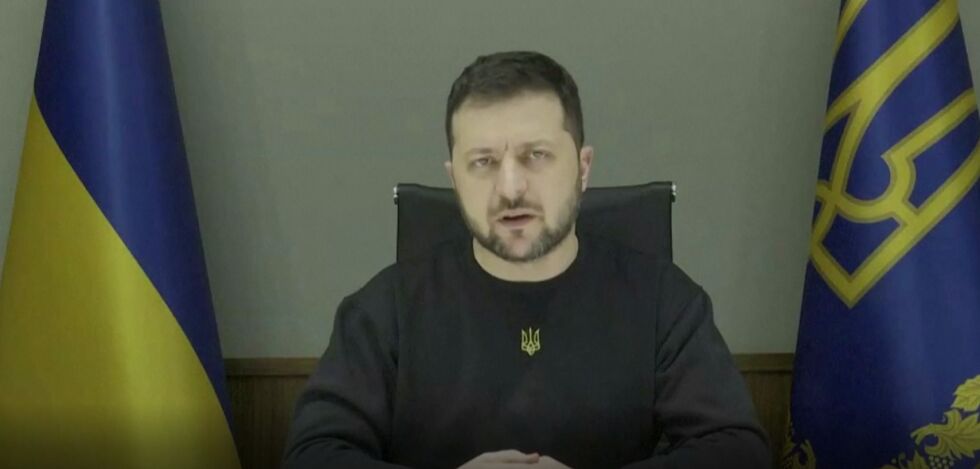 Зеленски призова Запада да достави по-бързо танкове на Украйна 