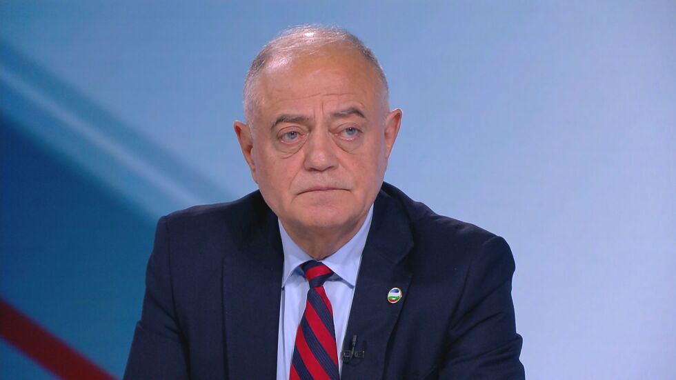 Атанас Атанасов: Сблъсъкът на изборите ще е между реставратори и реформатори