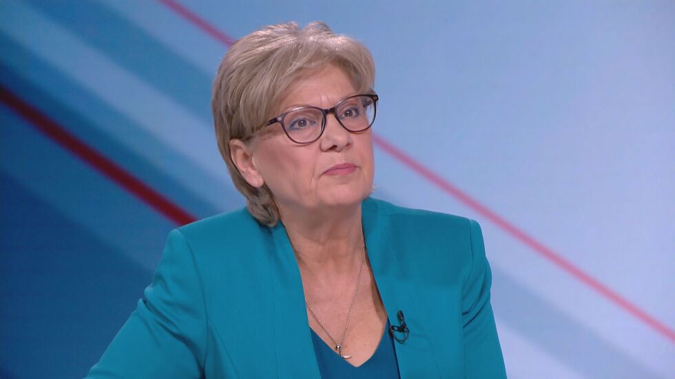 Комитова: НС работи доста интензивно, но много време бе похарчено в политически PR
