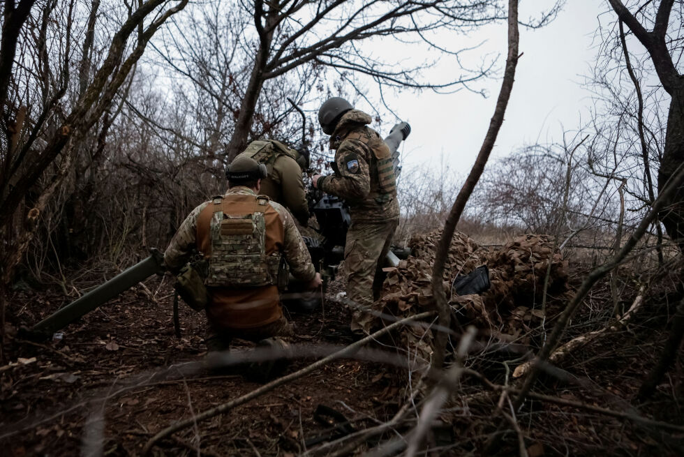 Кремъл: Париж и Лондон кроят планове за военна намеса под прикритието на мироопазваща мисия