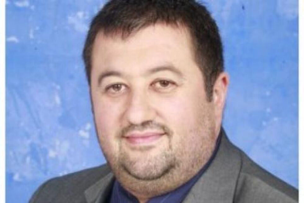 Сали сменя свързания с ВИС-2 Емил Иванов в парламента