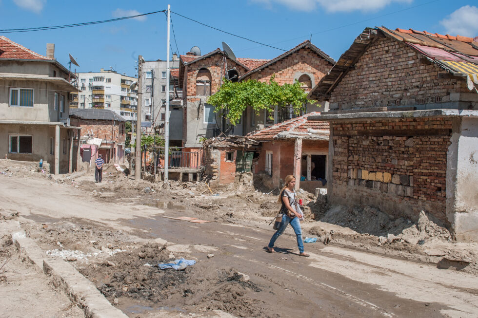 Първи помощи за пострадалите в "Аспарухово"