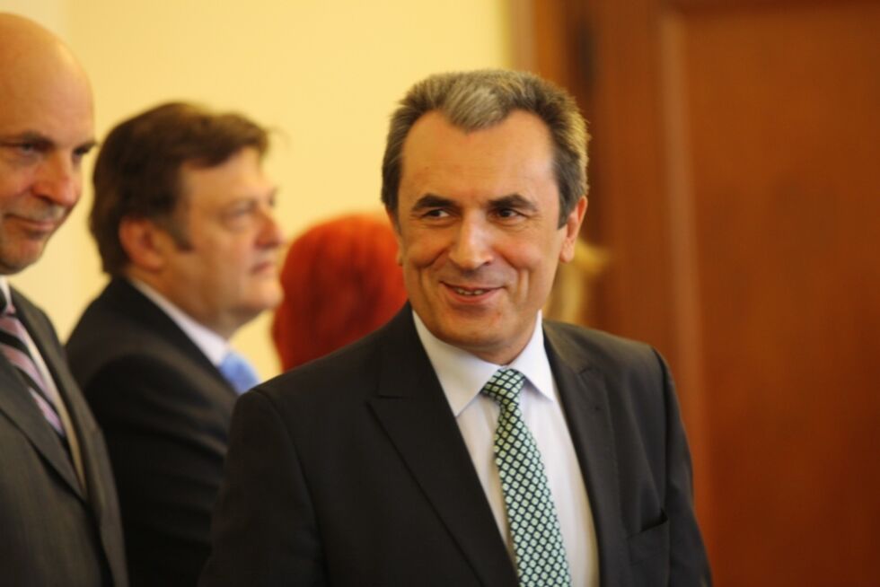 Пламен Орешарски се кандидатира за президент