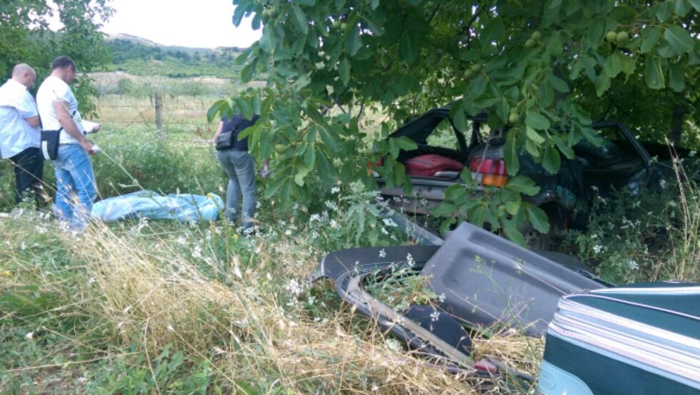 Две жени загинаха в катастрофа край поморийското село Бата (СНИМКИ)