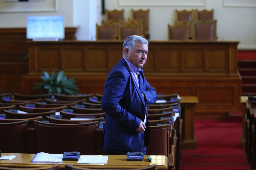 Мерджанов: Оставките сами по себе си не решават проблеми