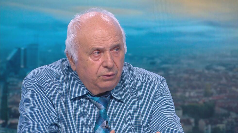 Експерт: Черната кутия ще отговори на най-важните въпроси за полета на МиГ-29