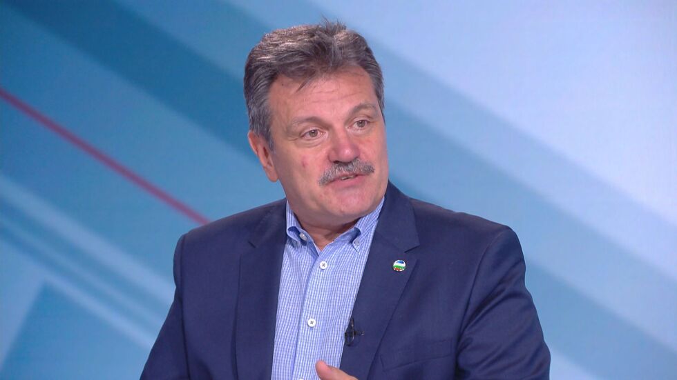 Д-р Симидчиев: Почти сигурно от септември у нас ще има нова COVID вълна
