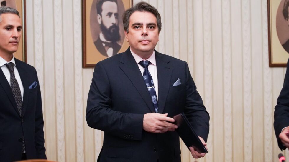 Очаква се готовата програма на кабинета "Василев"